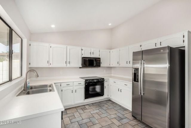 832 N ALVARO Circle, Mesa, AZ 85205