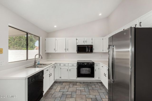 832 N ALVARO Circle, Mesa, AZ 85205