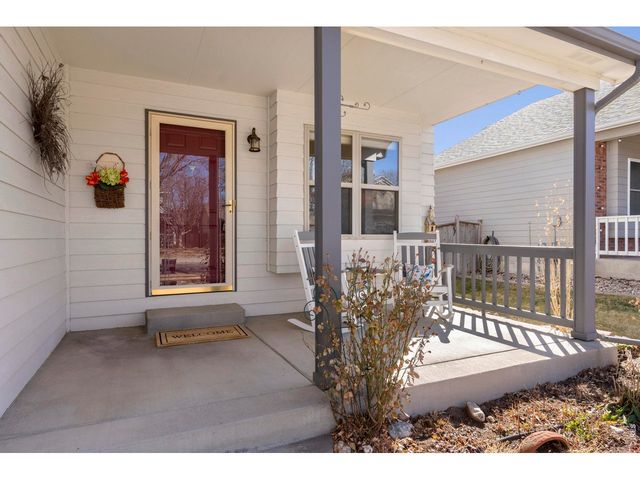 302 E 40th St, Loveland, CO 80538