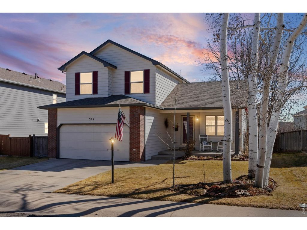 302 E 40th St, Loveland, CO 80538