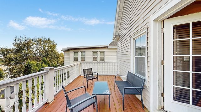 316 Bowdoin St, Winthrop, MA 02152