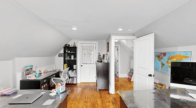 316 Bowdoin St, Winthrop, MA 02152