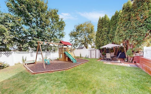 316 Bowdoin St, Winthrop, MA 02152