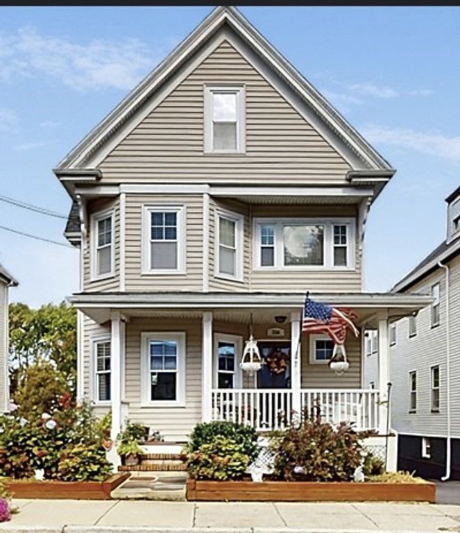 316 Bowdoin St, Winthrop, MA 02152