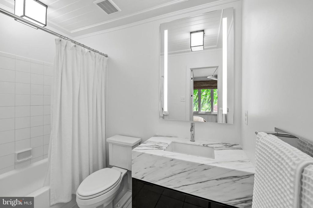 Image 46 of property listing at 256 WAXTER WAY, Baltimore, MD 21217