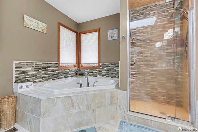 7277 Cardinal Street, Clay Township, MI 48001