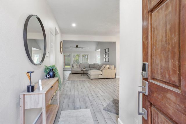 3113 Watercastle Court, League City, TX 77573