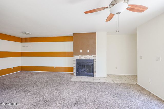 11640 N 51ST Avenue 212, Glendale, AZ 85304