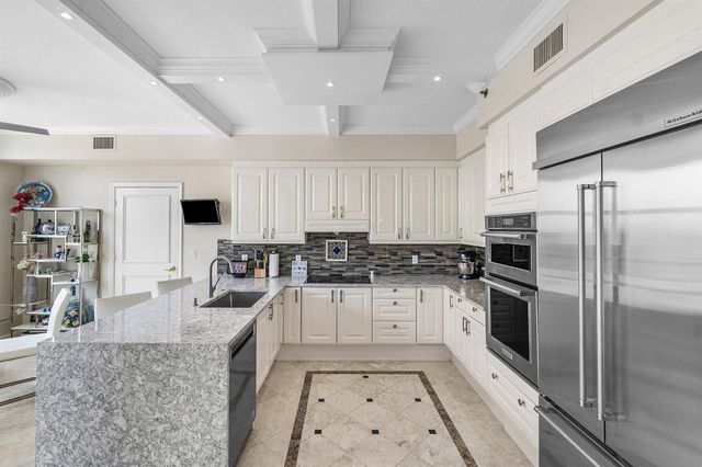 3720 S Ocean Boulevard 502, Highland Beach, FL 33487