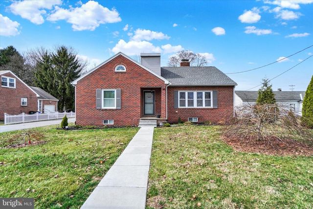 2311 TOWER DR, Dover, PA 17315