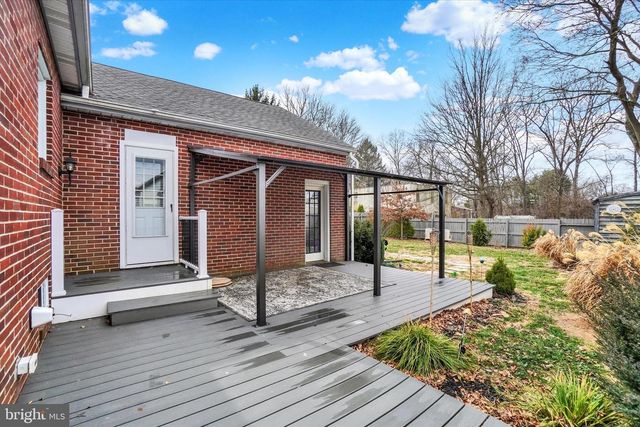 2311 TOWER DR, Dover, PA 17315