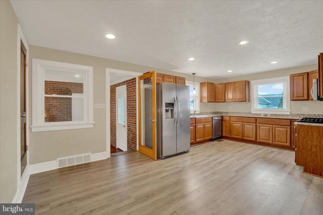 2311 TOWER DR, Dover, PA 17315