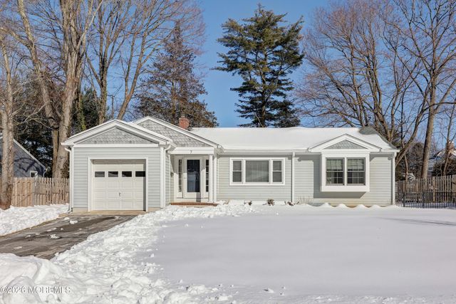 7 Rutgers Drive, Fair Haven, NJ 07704