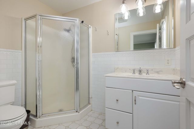 7 Rutgers Drive, Fair Haven, NJ 07704