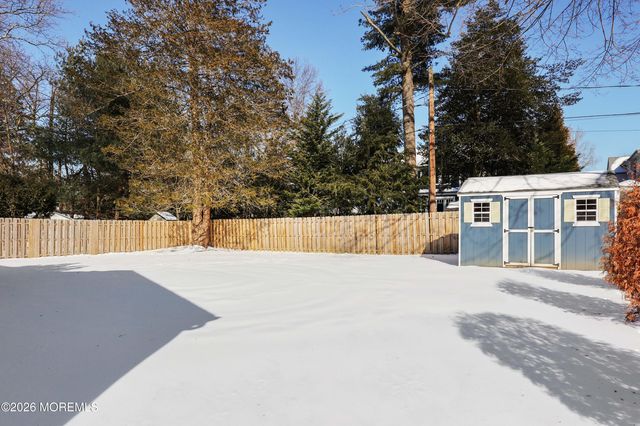 7 Rutgers Drive, Fair Haven, NJ 07704