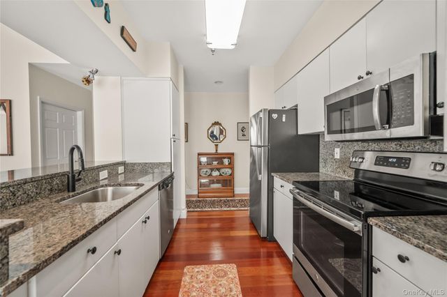 100 New Roc City Plaza 104, New Rochelle, NY 10801