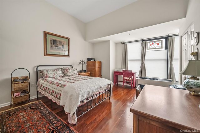 100 New Roc City Plaza 104, New Rochelle, NY 10801