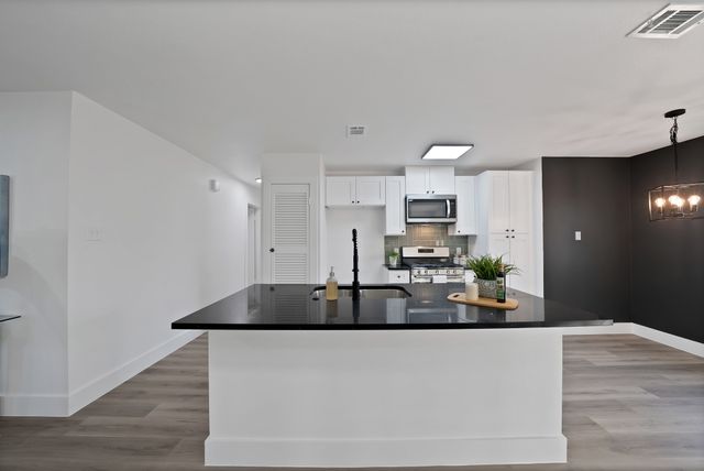 3213 Gene Lane, Haltom City, TX 76117