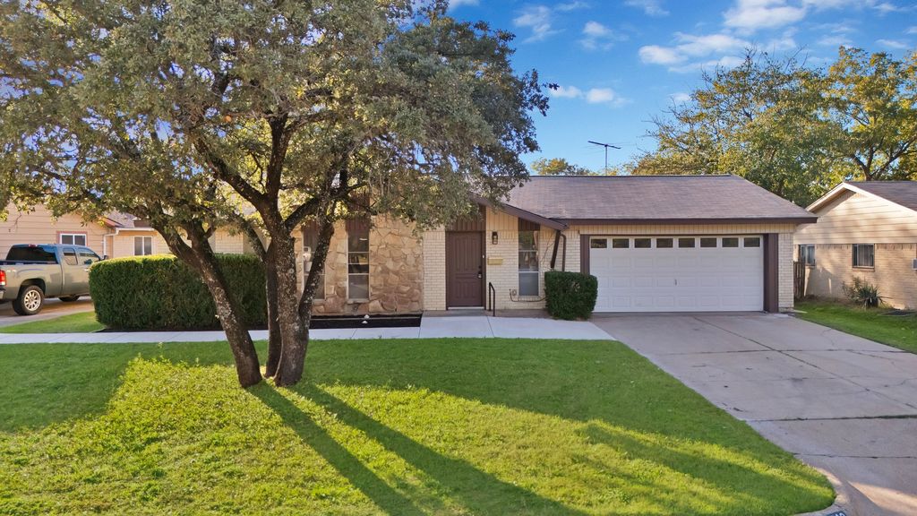 3213 Gene Lane, Haltom City, TX 76117