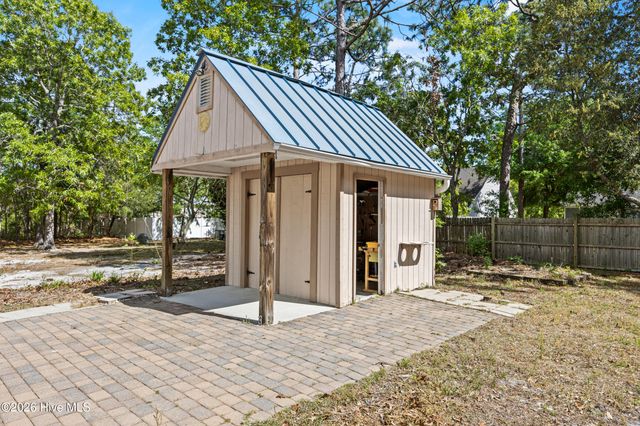 2336 Frink Lake Drive, Southport, NC 28461