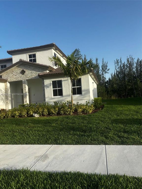 2342 SE 30th Street, Homestead, FL 33035