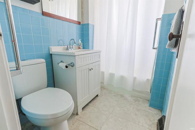 54296 Maple Lane, South Bend, IN 46635