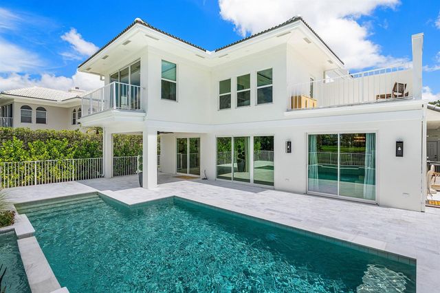 9701 Spray Drive, West Palm Beach, FL 33411