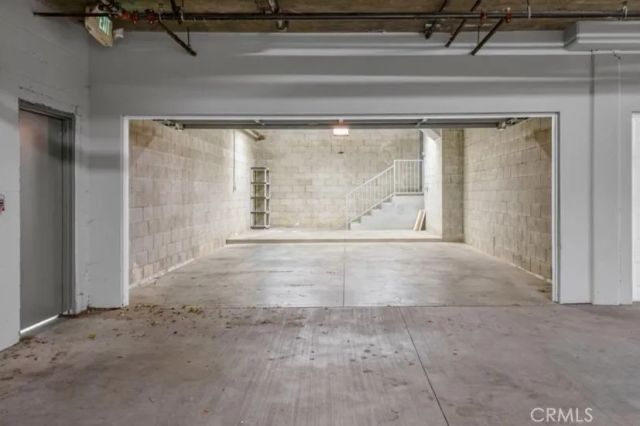 441 N Los Robles 16, Pasadena, CA 91101