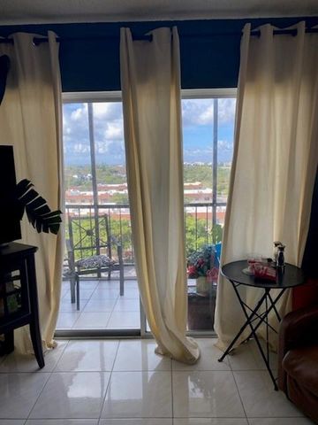 4174 Inverrary Drive 1015, Lauderhill, FL 33319