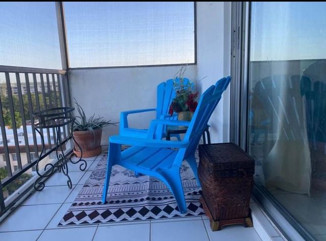 4174 Inverrary Drive 1015, Lauderhill, FL 33319