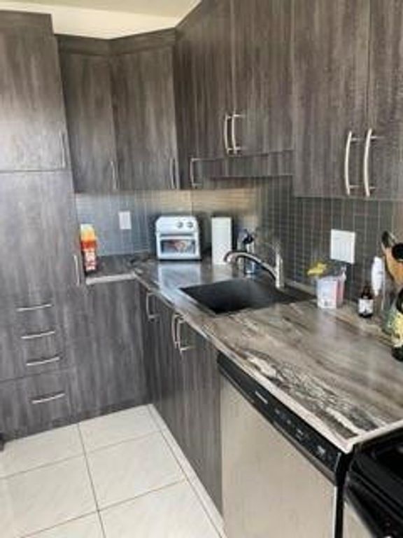 4174 Inverrary Drive 1015, Lauderhill, FL 33319