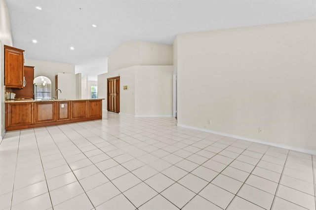 18377 Fresh Lake Way, Boca Raton, FL 33498