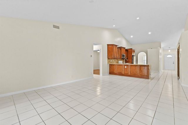 18377 Fresh Lake Way, Boca Raton, FL 33498
