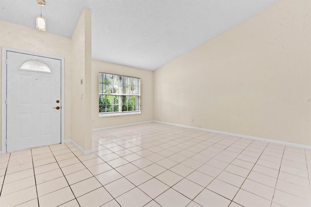 18377 Fresh Lake Way, Boca Raton, FL 33498