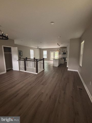 1216 NOVA AVE, Capitol Heights, MD 20743