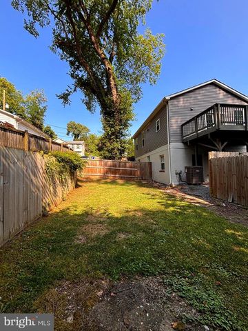 1216 NOVA AVE, Capitol Heights, MD 20743