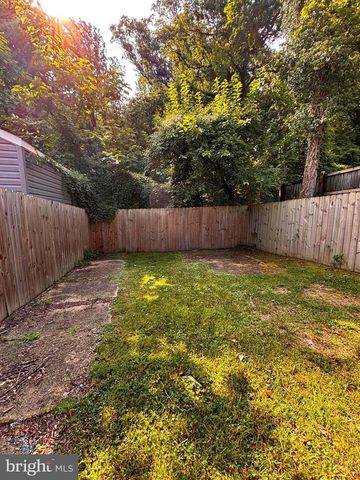 1216 NOVA AVE, Capitol Heights, MD 20743
