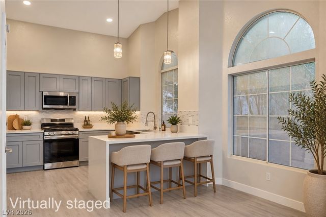24 Myrtle Beach Drive, Henderson, NV 89074