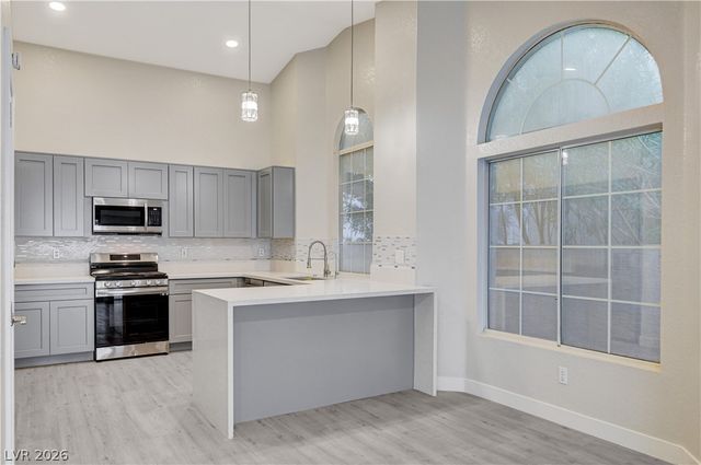 24 Myrtle Beach Drive, Henderson, NV 89074