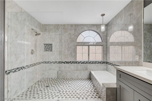 24 Myrtle Beach Drive, Henderson, NV 89074