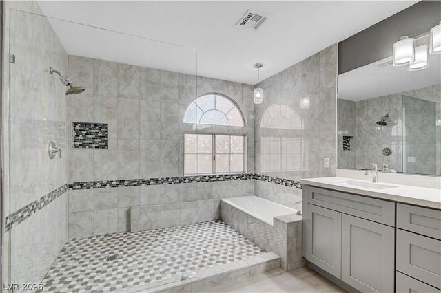 24 Myrtle Beach Drive, Henderson, NV 89074