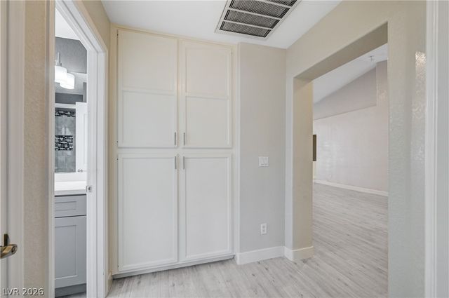 24 Myrtle Beach Drive, Henderson, NV 89074