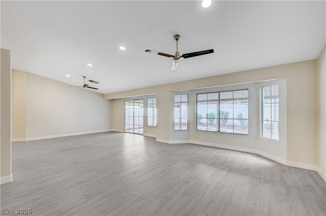 24 Myrtle Beach Drive, Henderson, NV 89074