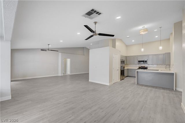 24 Myrtle Beach Drive, Henderson, NV 89074