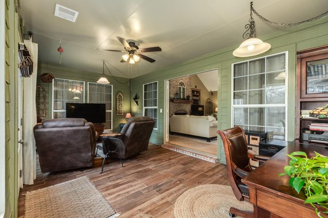 2403 Whitetail Lane, Lake Jackson, TX 77566