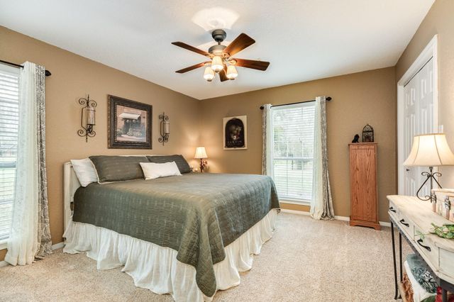 2403 Whitetail Lane, Lake Jackson, TX 77566