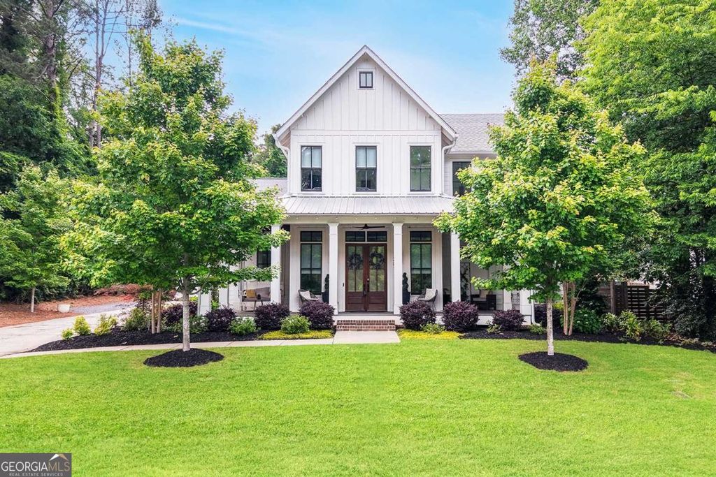 201 DOBBS Road, Woodstock, GA 30188