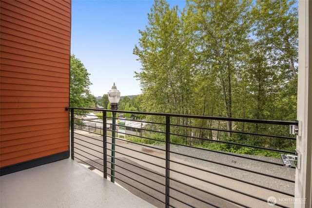 16006 Main View Lane NE, Duvall, WA 98019