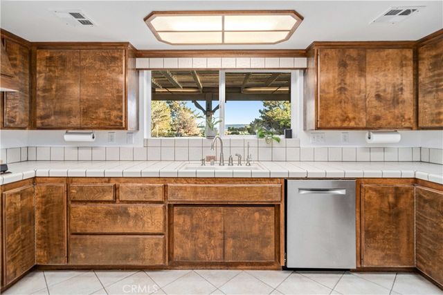 8556 W Avenue E8, Lancaster, CA 93536