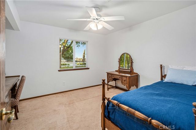 8556 W Avenue E8, Lancaster, CA 93536